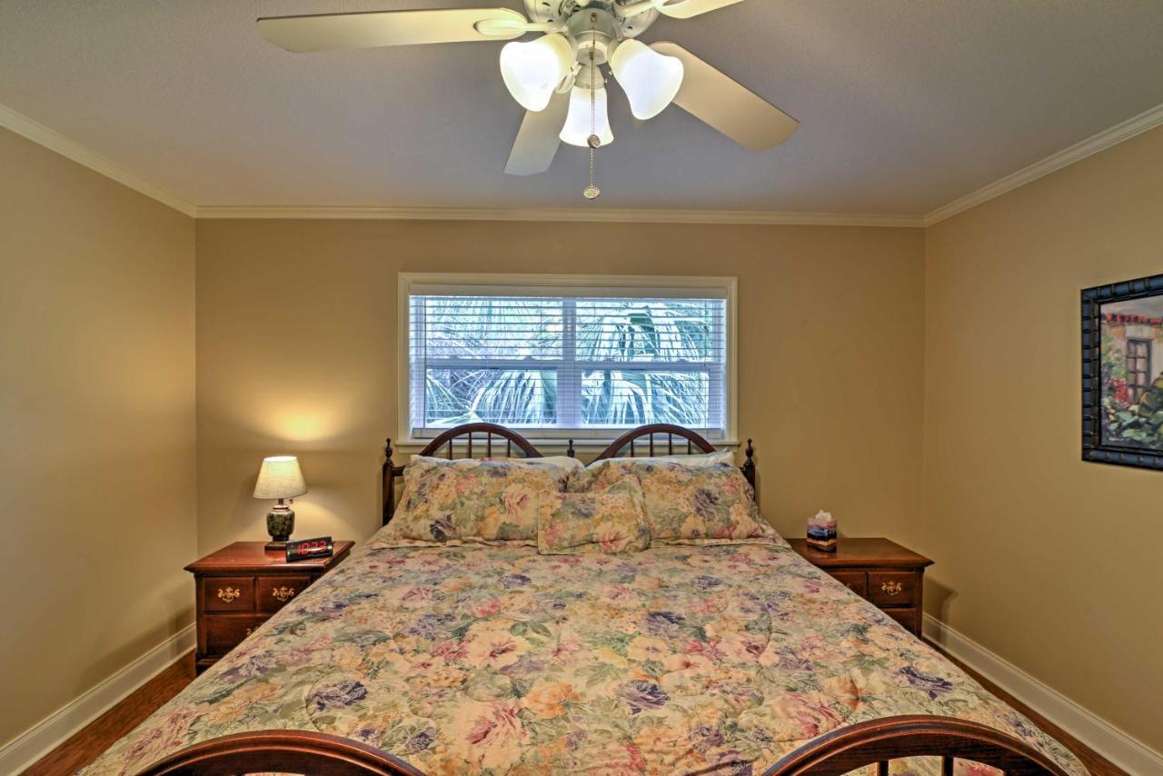 Crystal River Cottage On 1 Acre With Deck And Porch! Yankeetown Exterior foto